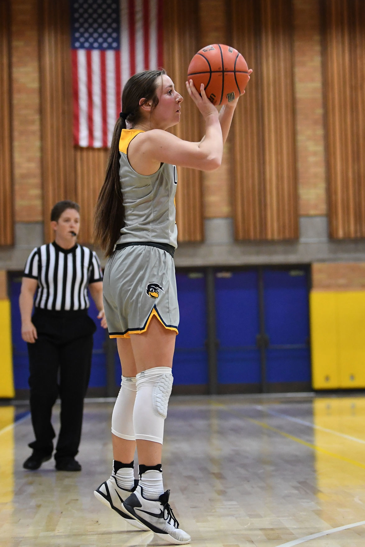 122019-dh-gallery120-spt-lbcc womens bb-leonn.JPG